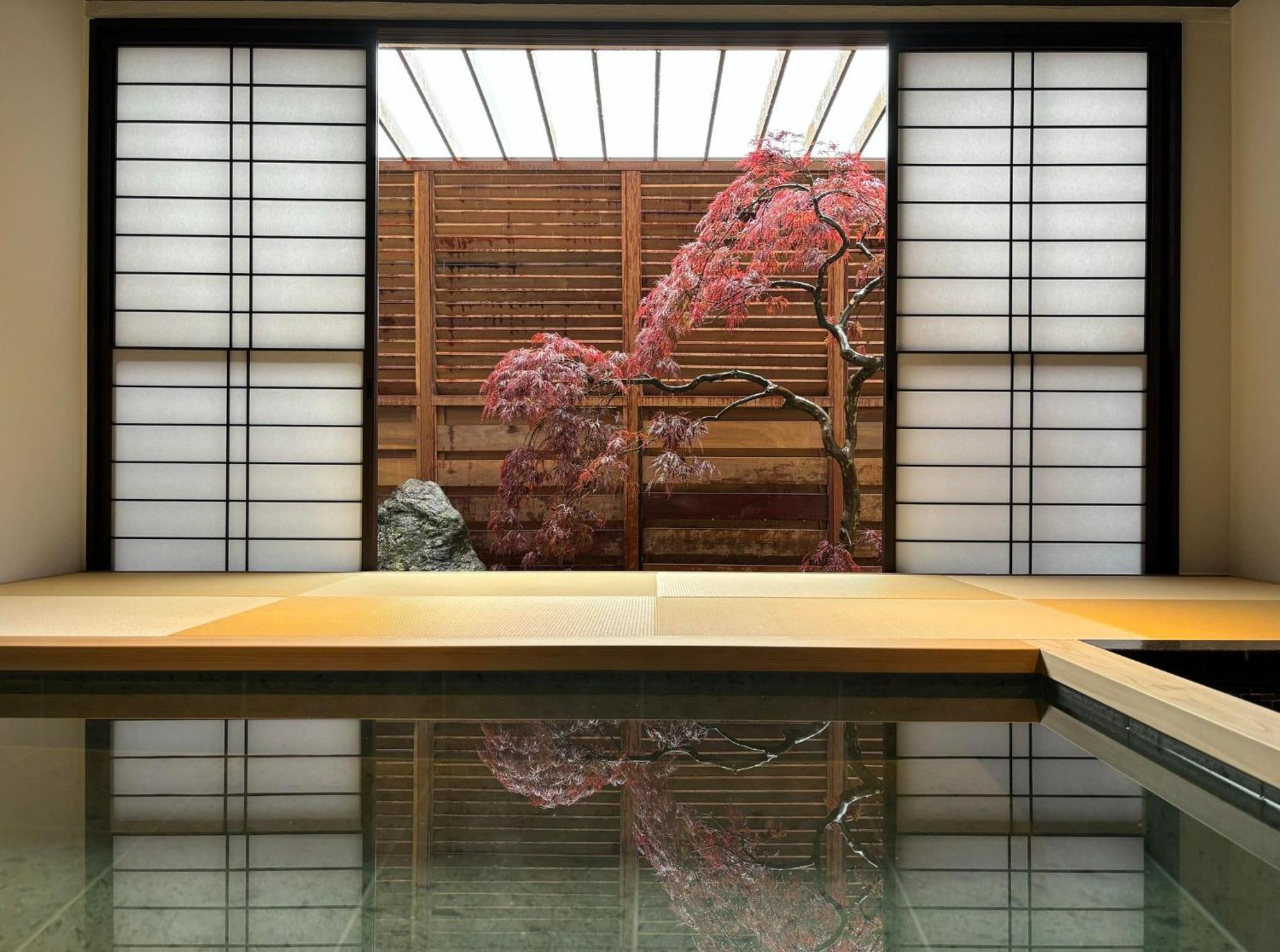 Miyahama Grand Hotel Hatsukaichi Exterior photo